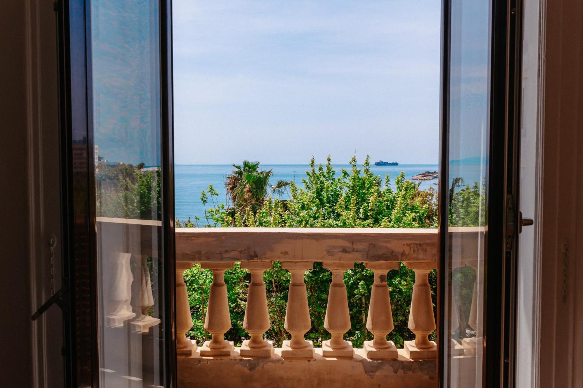 Blue Sea View Apartment Salerno Dış mekan fotoğraf